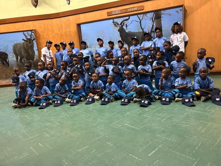 CarlTanS pupils on an educational visit to the Natural History Museum